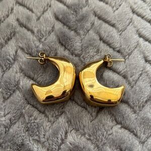 Gold Crescent Moon Earrings
